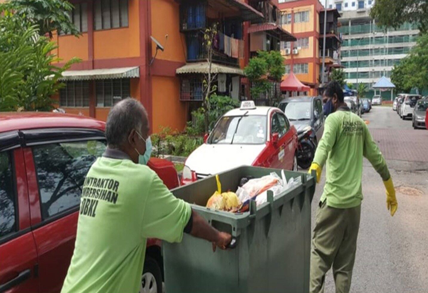 Seri Labuan public housing — cleaning works